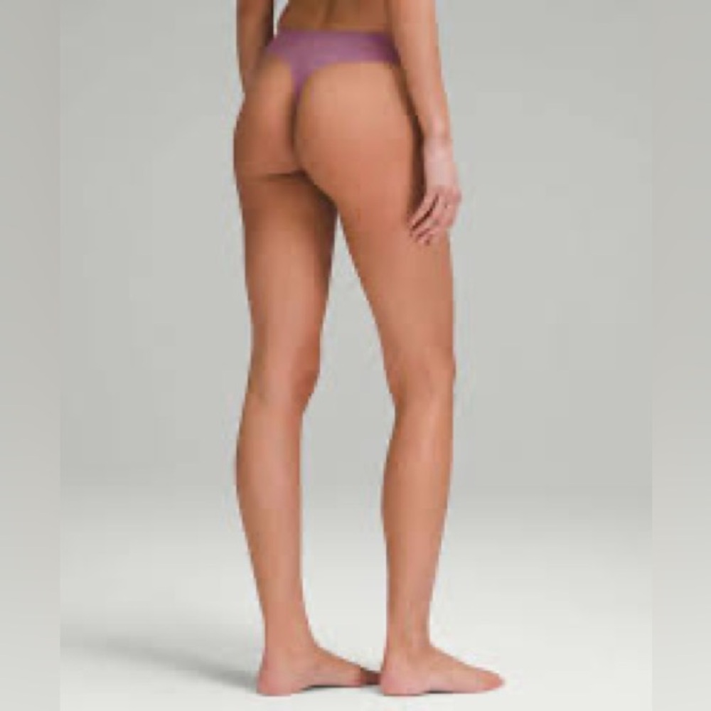 lululemon athletica InvisiWear Mid-Rise Thong Underwear in Cyber Violet NWT - Picture 2 of 2